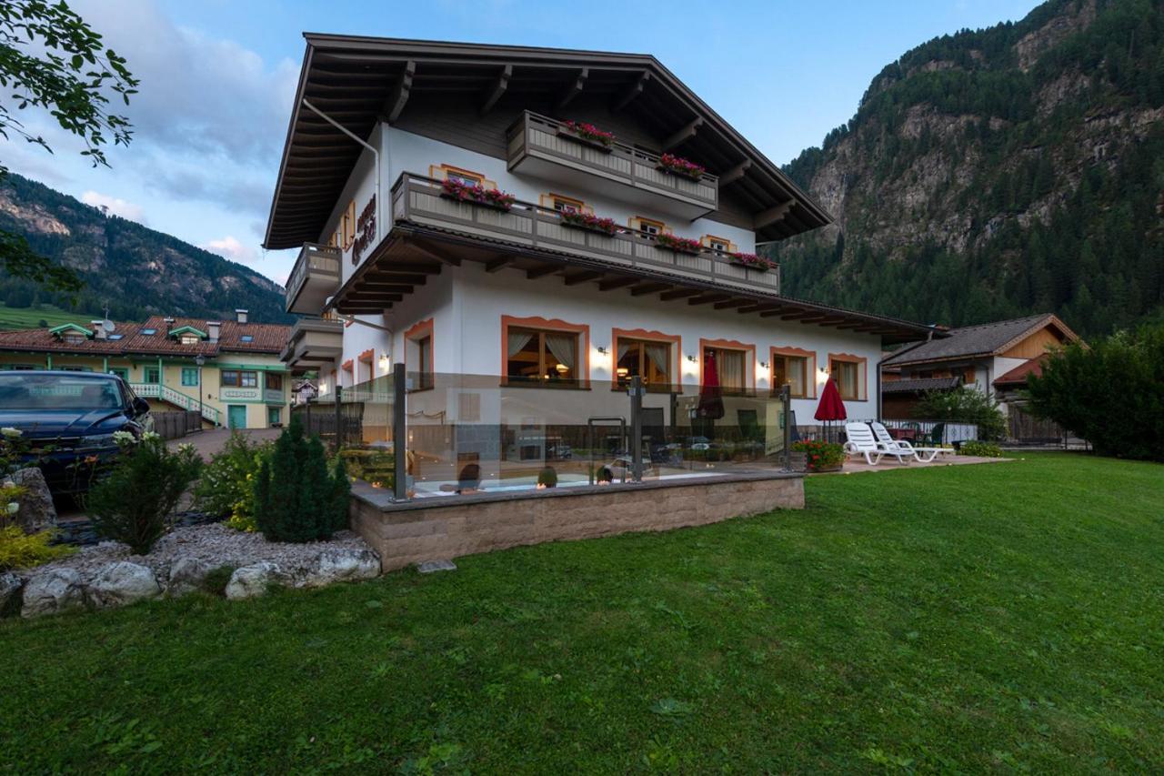 Albergo Contrin Campitello di Fassa Kültér fotó